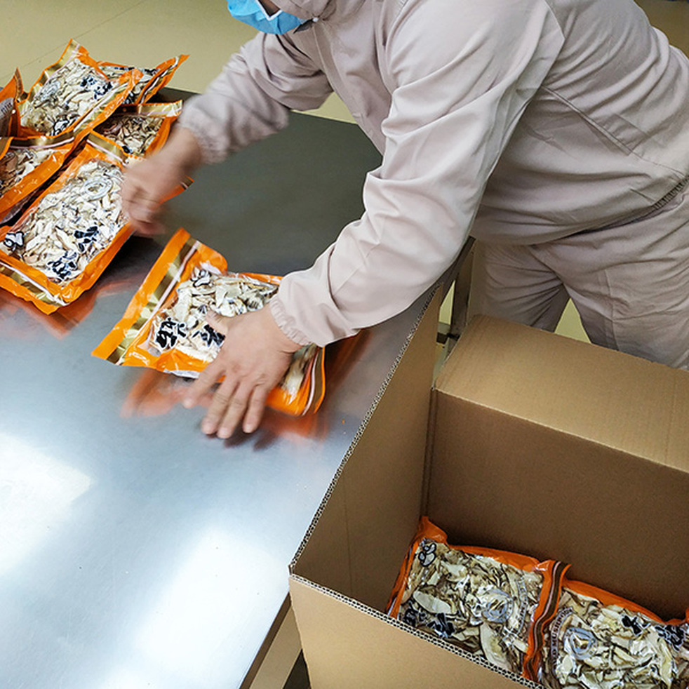 福井食品公司規範的(de)裝箱操作(zuò)流程，保證産品的(de)包裝、裝箱和(hé)标識符合規定要(yào)求。